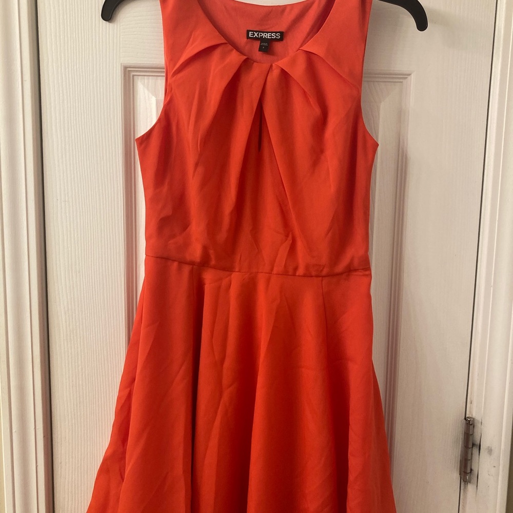 Express Woman’s dress
